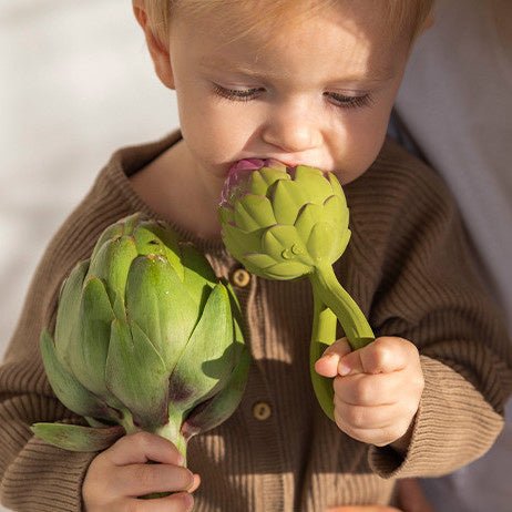 artichoke-rattle-toy-2