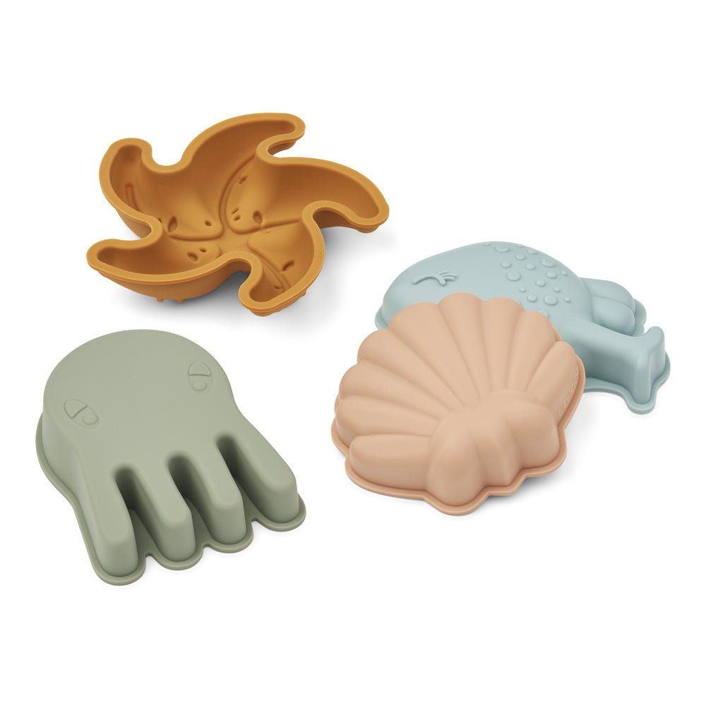 Gill_Mermaid_Sand_Moulds_4-Pack_LW19073_1832_Mermaids_Sandy_1