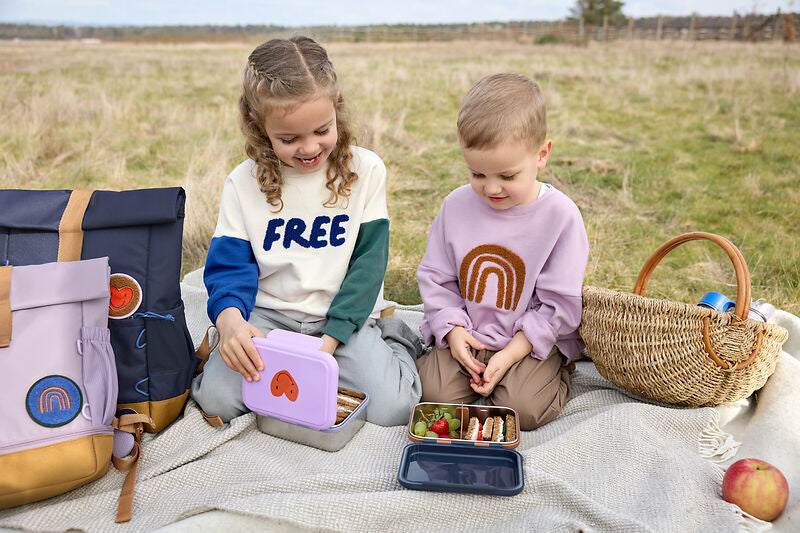 LÄSSIG Kinderbroodtrommel roestvrij staal lunchbox ontbijtdoos duurzaam kleuterschool school/Happy Prints midnight blue LÄSSIG Kinderbroodtrommel roestvrij staal lunchbox ontbijtdoos duurzaam kleuterschool school/Happy Prints midnight blue